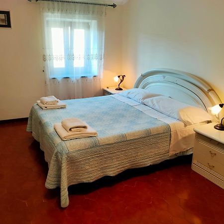 タルクイーニア Al Castello Bed & Breakfast エクステリア 写真